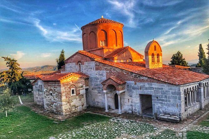 1001 Windows of Berat & Golden Sunset in Apollonia - The golden sunset hill: timing your photos without losing the plot
