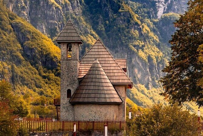Albanian Alps Off-Road Adventure :Boge & Theth 1 Day - Boge balcony stop: quick air, dramatic peak views