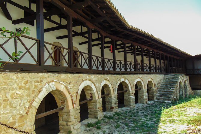 Apollonia and Ardenica Monastery - full day tour - Who should book this Apollonia and Ardenica day trip?
