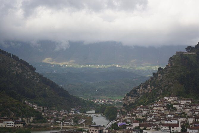 Berat city UNESCO tour, the Castle & Belshi lake- From Tirana - Belsh Lake: a quiet break before Berat’s climb