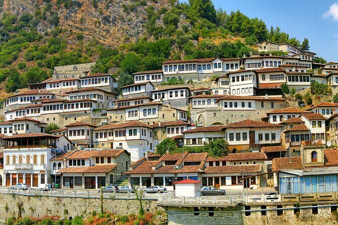 Berat city UNESCO tour, the Castle & Belshi lake- From Tirana - New Berat free time: lunch and photos without feeling rushed