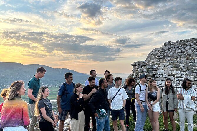 Berat Walking Tour - Gorica Bridge: a scenic stop that turns into local context