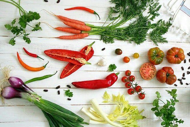 Cooking Classes and Traditional food tasting in Tirana - Lakror: the two-layer pie you’ll learn how to assemble