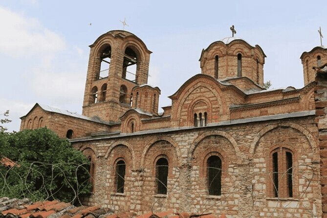 From Tirana/Durres/Golem: Prizren and Prishtina Full-Day Tour - Prizren: Ottoman streets, fortress views, and the best walking time