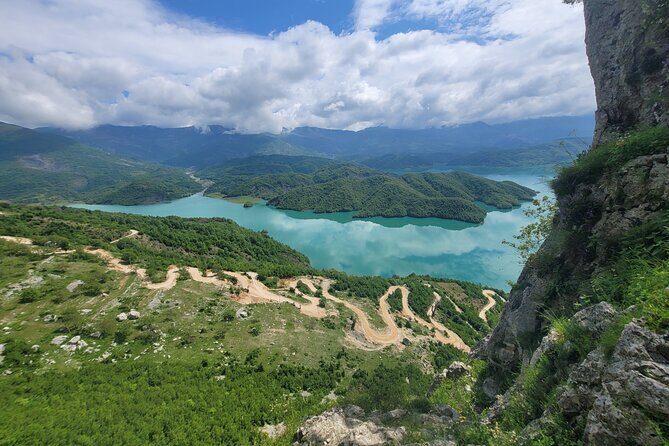 Hey Albania: Bovilla Afternoon Tour – Nature & Lake - Traditional lunch with a lake view: where the day slows down