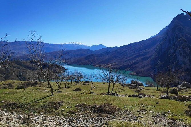 Hike Gamti Mountain with Bovilla lake view & canyon- From Tirana - Free time by the lake: snacks, lunch, and a slower pace