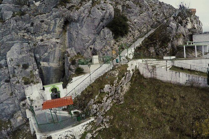 Kruje - Day Tour by ADRIATIK TOURS LLC - Lunch and snacks in Krujë: plan for what’s on you