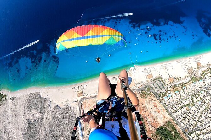 Tandem paragliding Albania (Llogara) - The pre-flight briefing: simple cues, real confidence