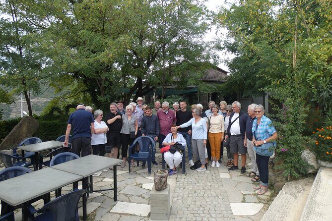 Waterfalls and wine flows - Bogova waterfall and Alpeta Winery Winetasting tour - At the waterfall: a 20-meter drop and a 12-meter-deep pool
